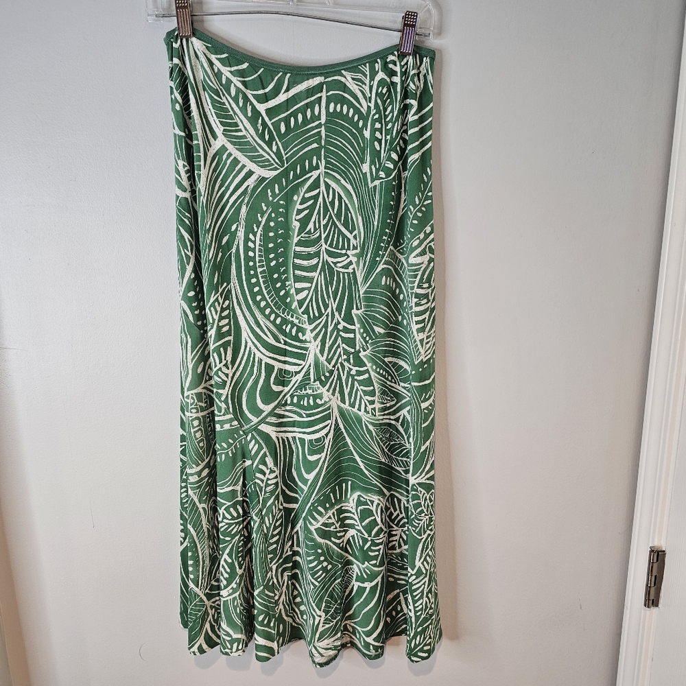 Vintage Casual Corner Pull On Skirt Women's Sz L Leaf Design and bottom Ruffle